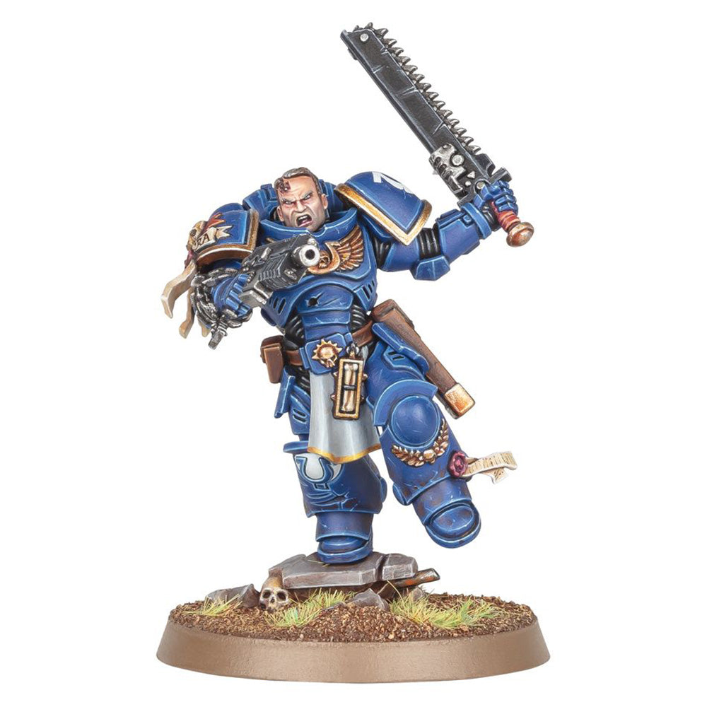 Warhammer Commemorative Series - Space Marines Lieutenant Titus